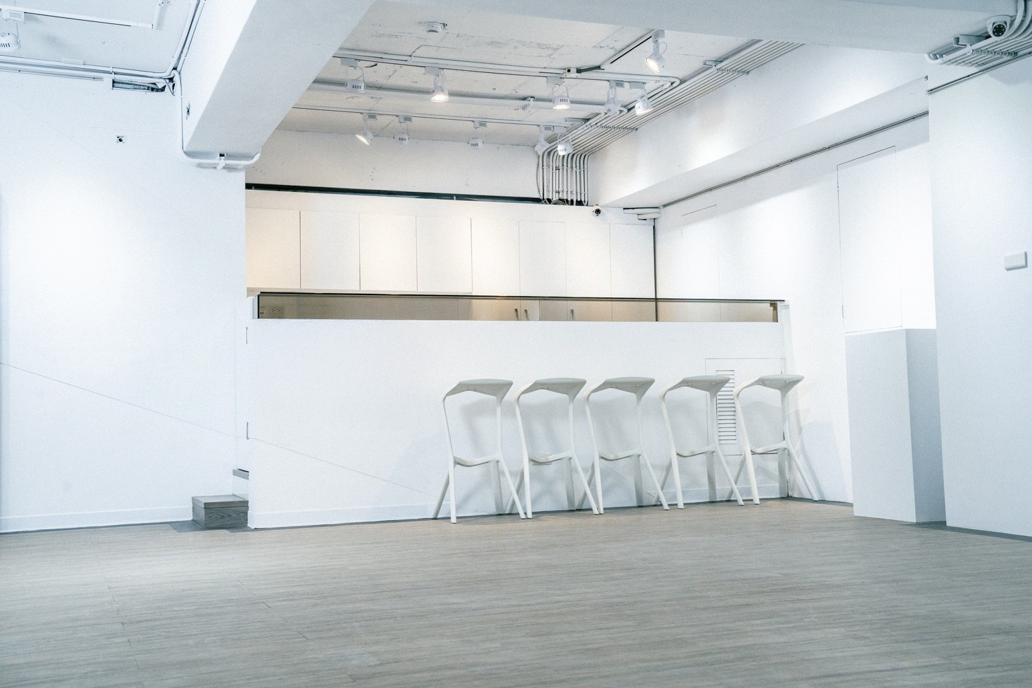 LINE_ALBUM_9 F問空間（色調統一調白）_250529_91