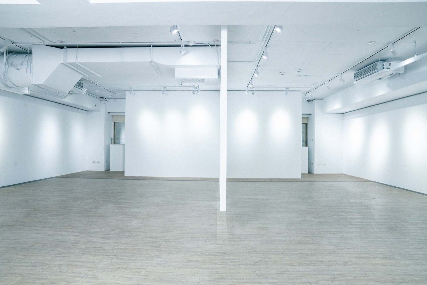 LINE_ALBUM_9 F問空間（色調統一調白）_250529_93