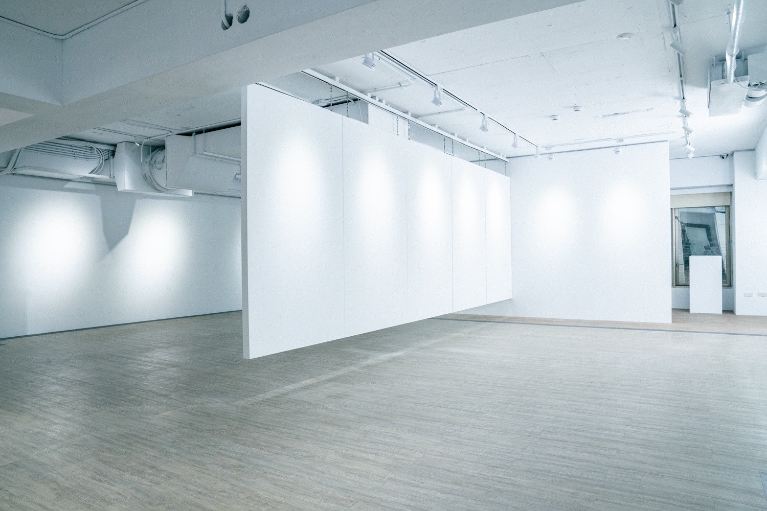 LINE_ALBUM_9 F問空間（色調統一調白）_250529_97